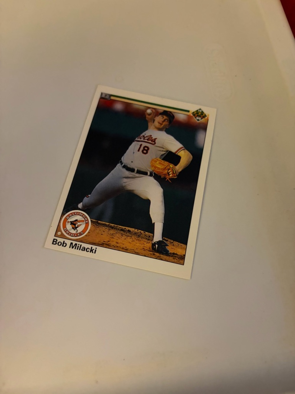 1990 upper deck Bob milacki baseball card